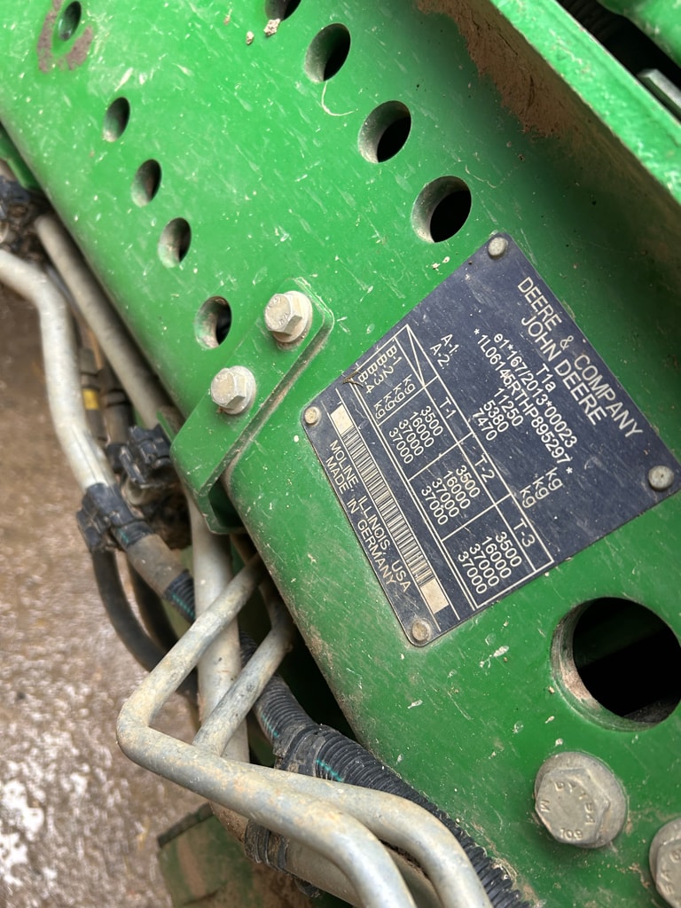 Tracteur JOHN DEERE 6145R - photo slide 12