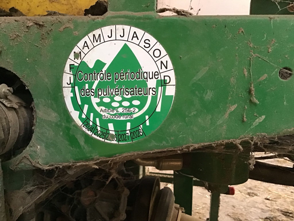 Pulverisateur JOHN DEERE 724 - photo slide 5