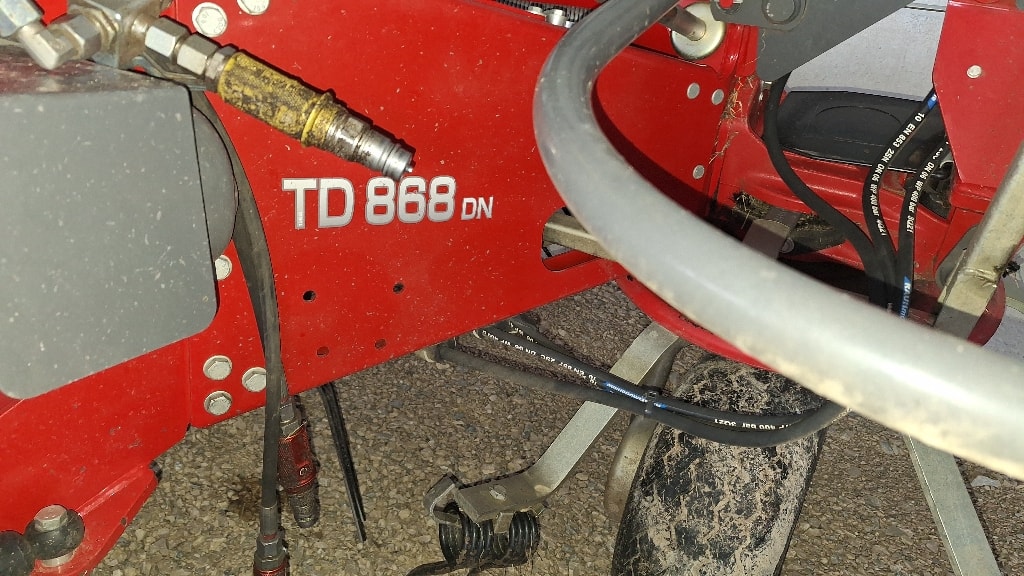 Faneuse MASSEY FERGUSON 868DN - photo slide 5