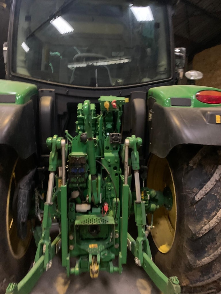 Tracteur chargeur JOHN DEERE 6120R - photo slide 7