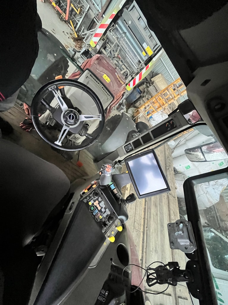 Tracteur CASE IH Puma 150 cvx - photo slide 13