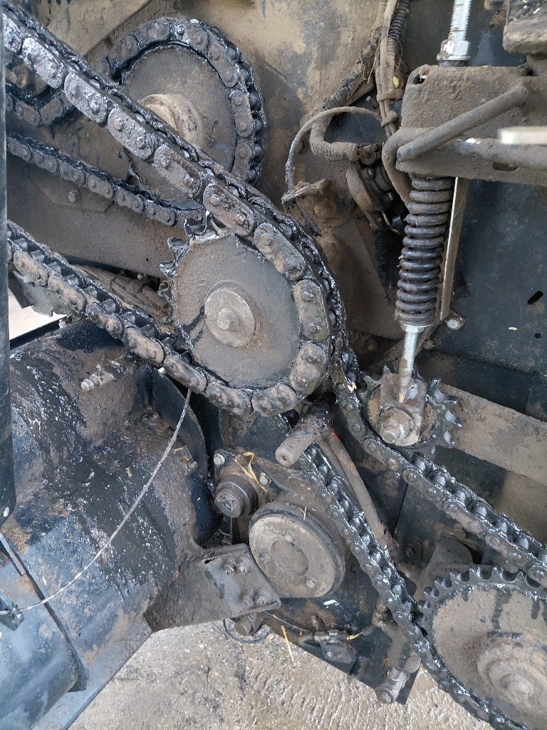 Presse balles rondes NEW HOLLAND Rollbelt 180 - photo slide 9