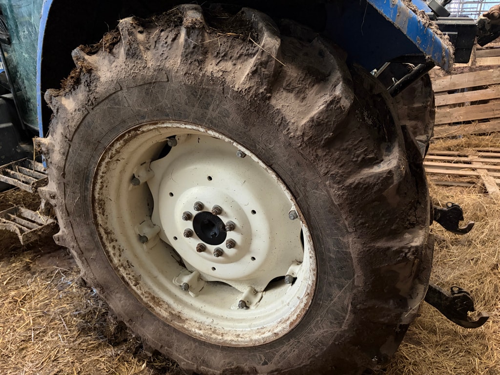 Tracteur NEW HOLLAND T5050 - photo slide 8