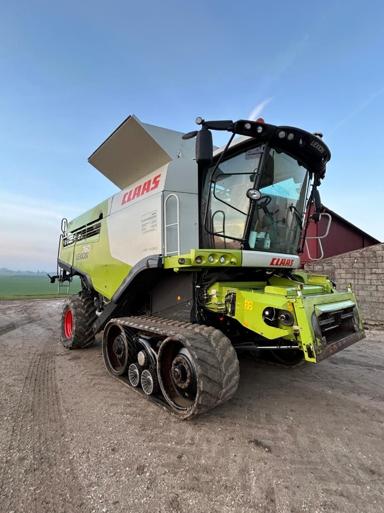 Moissonneuse CLAAS LEXION 760 TERRA TRAC - photo slide 2