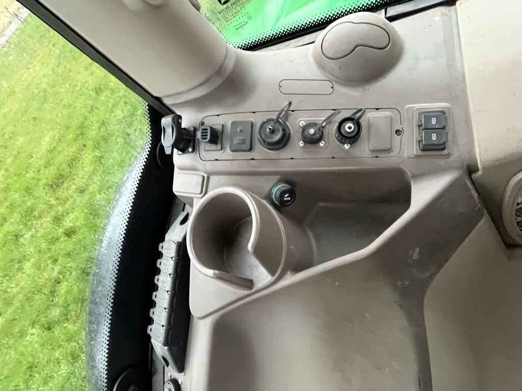 Tracteur JOHN DEERE 6R155 - photo slide 23