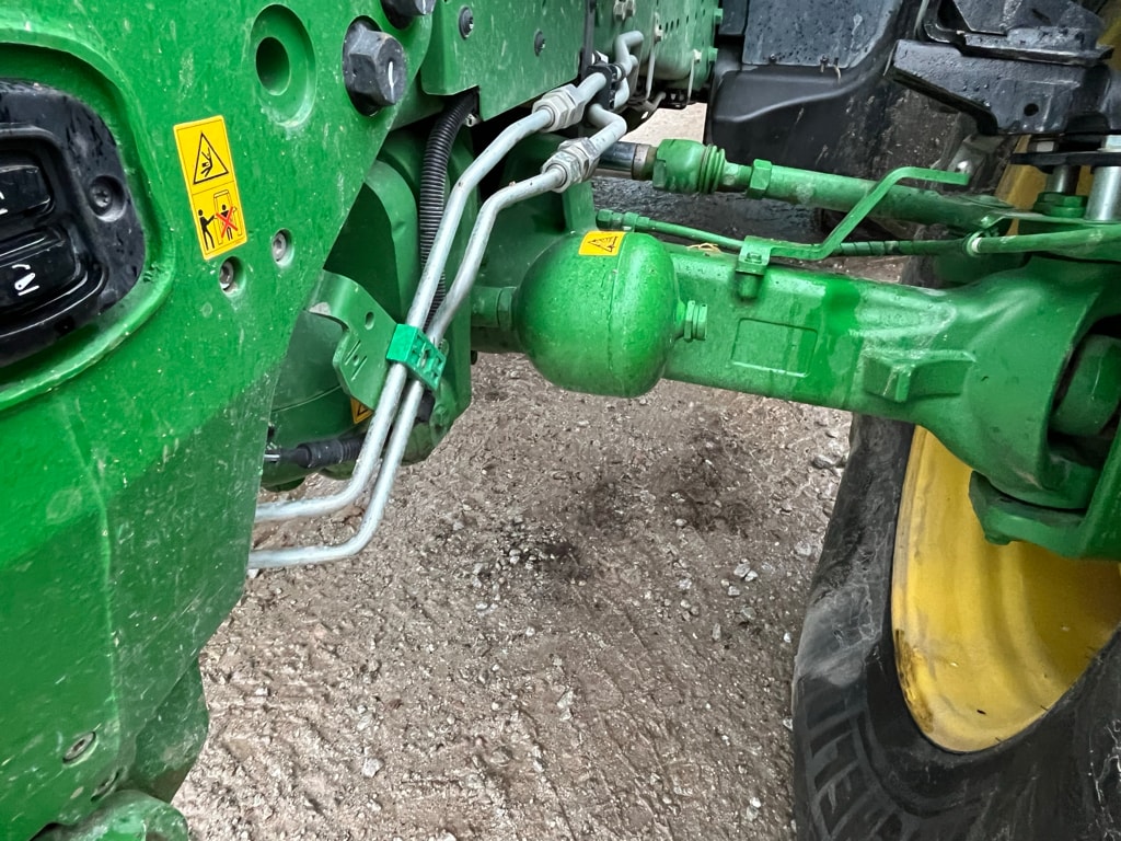 Tracteur JOHN DEERE 6R155 - photo slide 9