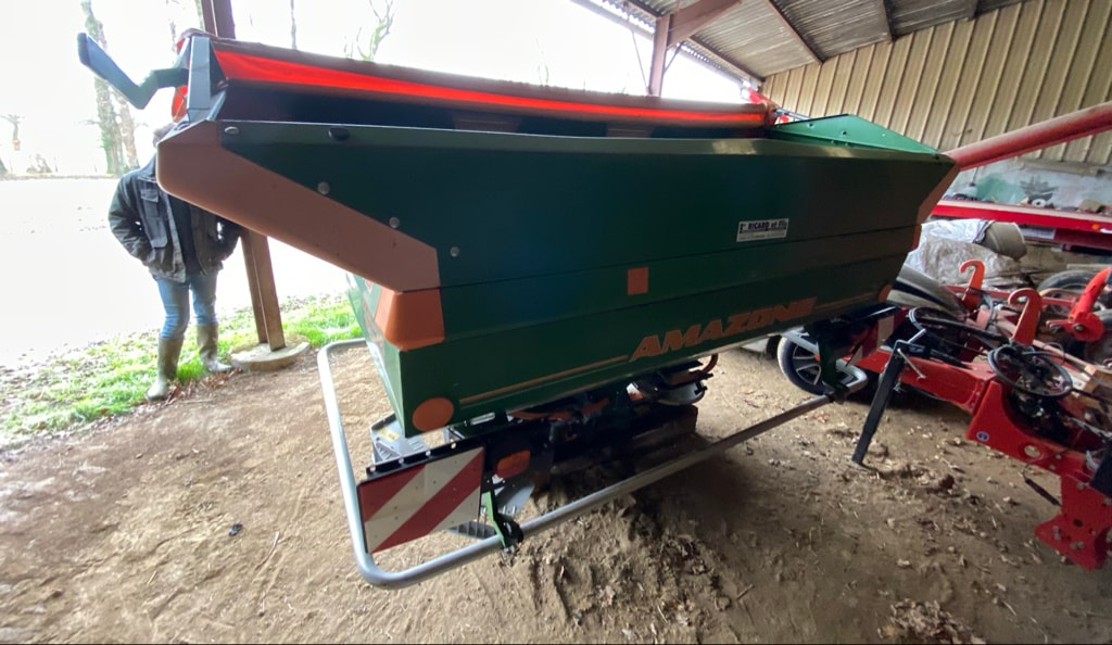 Epandeur engrais AMAZONE ZA-M 1500 - photo slide 3
