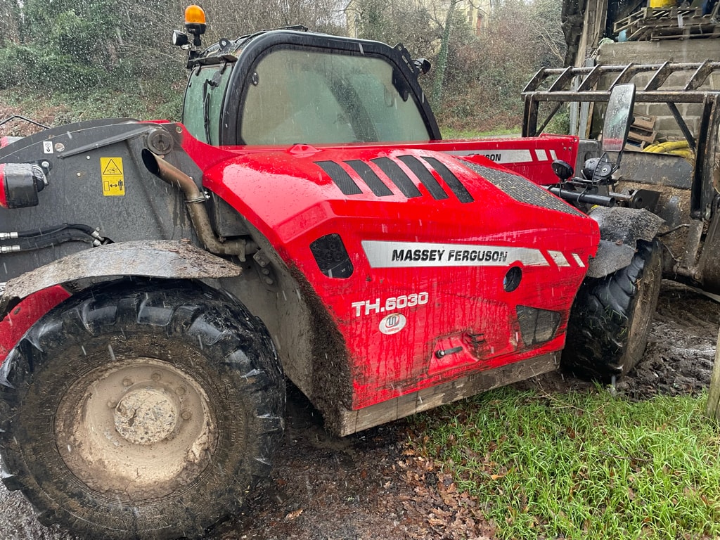 Telescopique MASSEY FERGUSON TH 6030 - photo slide 3