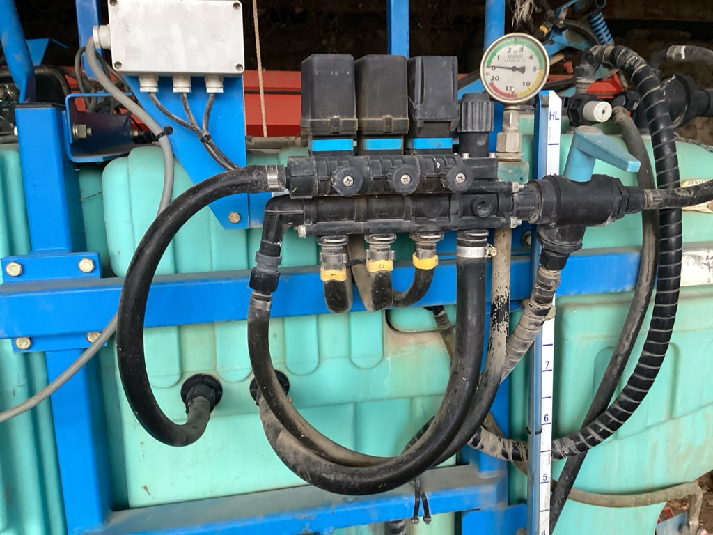 Pulverisateur BERTHOUD Access1000 litres - photo slide 10