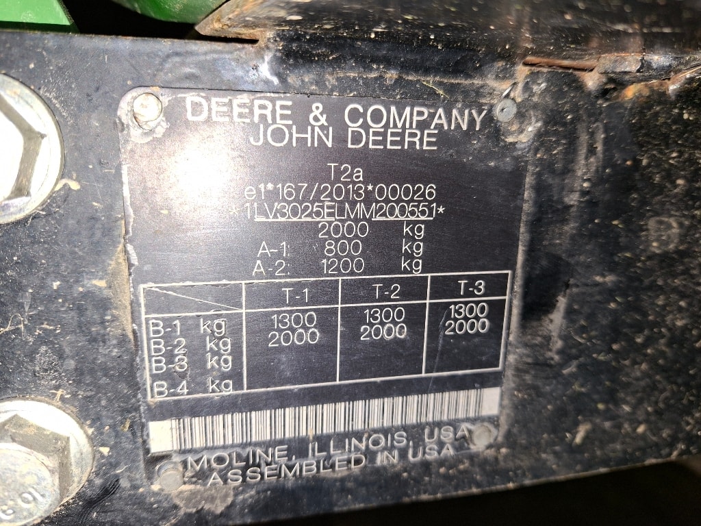 Micro tracteur JOHN DEERE 3025e - photo slide 8