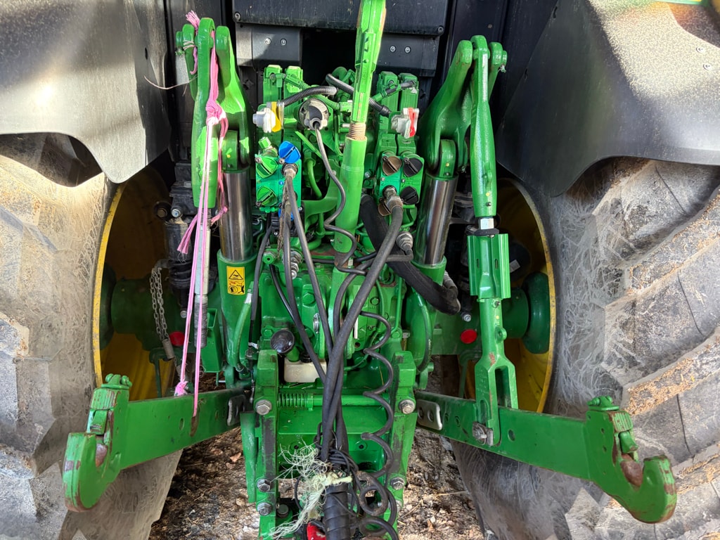 Tracteur JOHN DEERE 6195M - photo slide 10