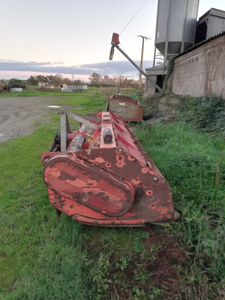 Broyeur KUHN RM 320 - photo slide 2