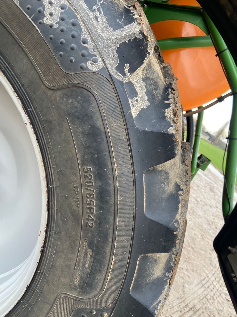 Pulverisateur AMAZONE UX11200 - photo slide 5