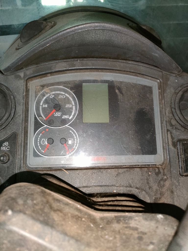 Tracteur CLAAS ARION 420 - photo slide 12