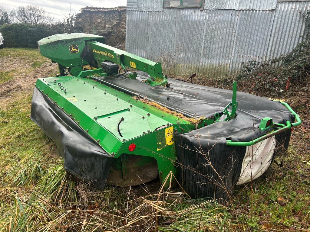 Faucheuse conditionneuse JOHN DEERE 331 - photo slide 4