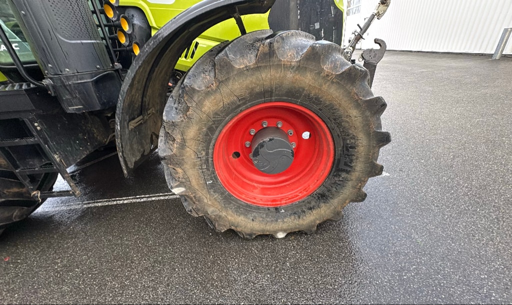 Tracteur CLAAS ARION 660 CMATIC CIS + - photo slide 14