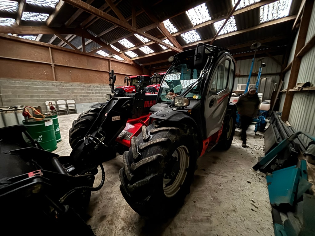Telescopique MANITOU MLT 635-130 PS+ - photo slide 2