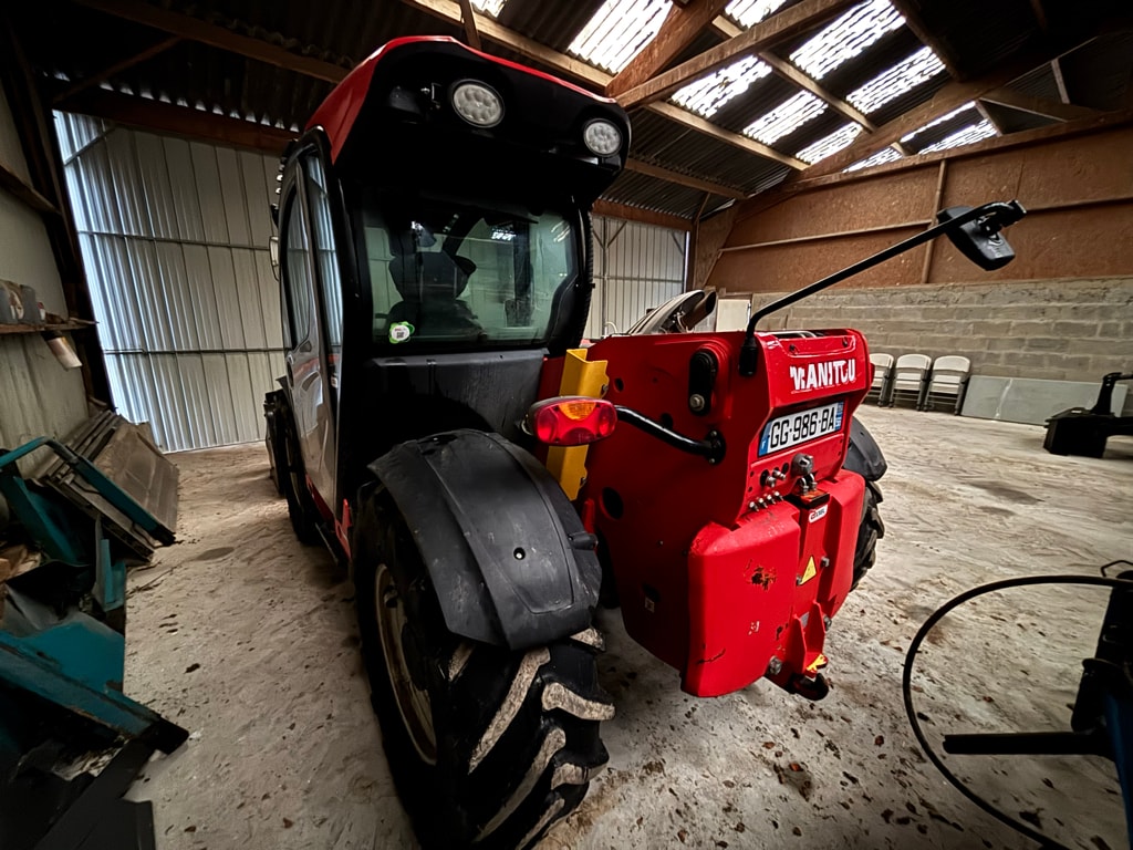 Telescopique MANITOU MLT 635-130 PS+ - photo slide 4