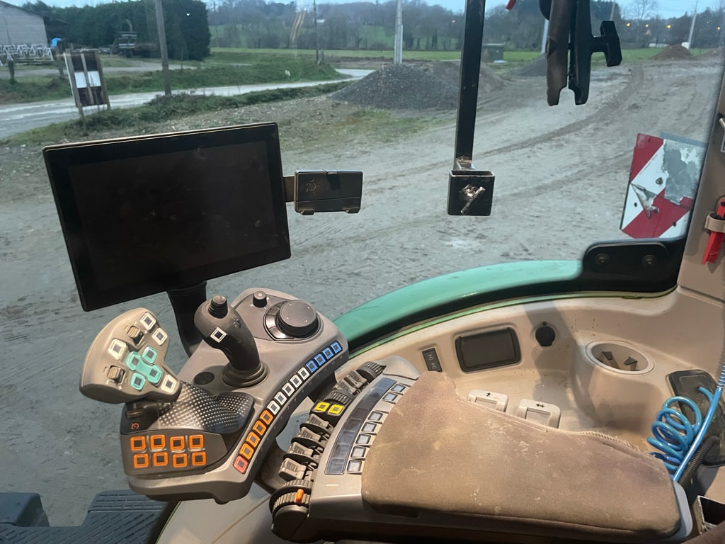 Tracteur FENDT 720 VARIO PROFI - photo slide 8
