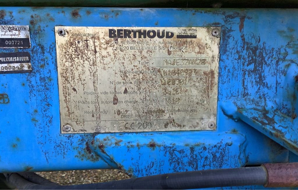 Pulverisateur BERTHOUD Major 32 - photo slide 10