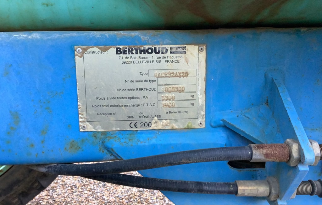Pulverisateur BERTHOUD Racer 32 - photo slide 6