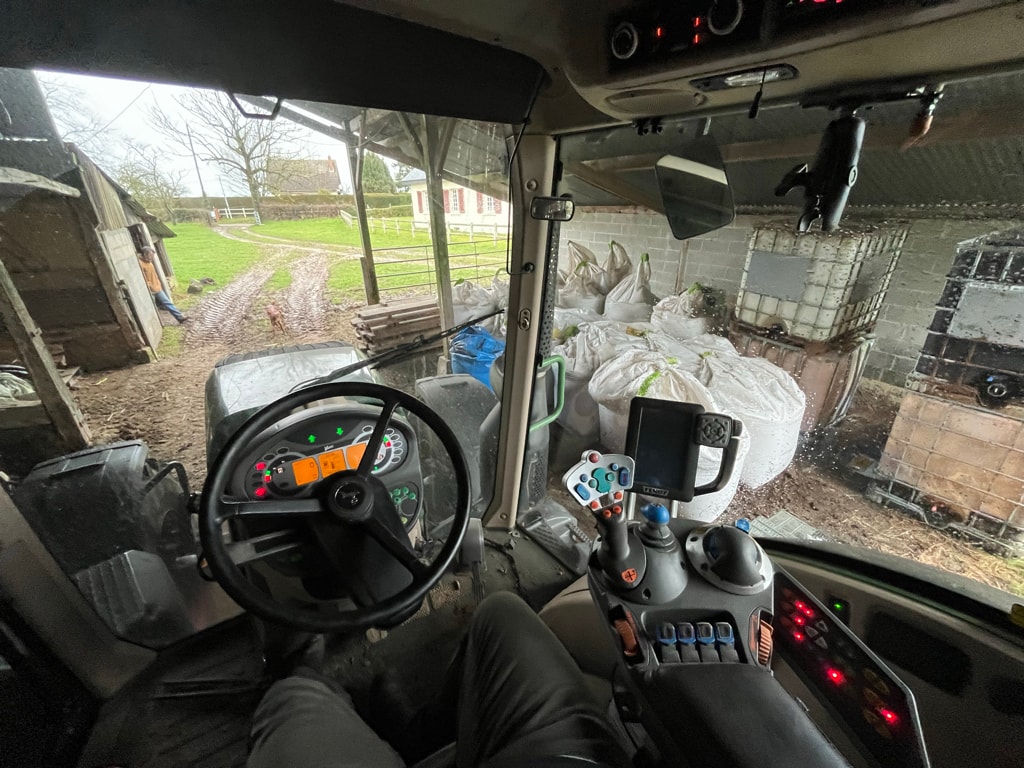 Tracteur FENDT 514 VARIO POWER - photo slide 11