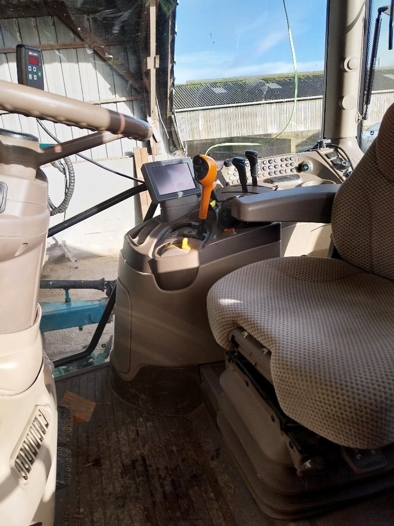 Tracteur JOHN DEERE 6155R - photo slide 14