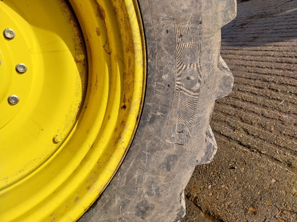 Tracteur JOHN DEERE 6155R - photo slide 8