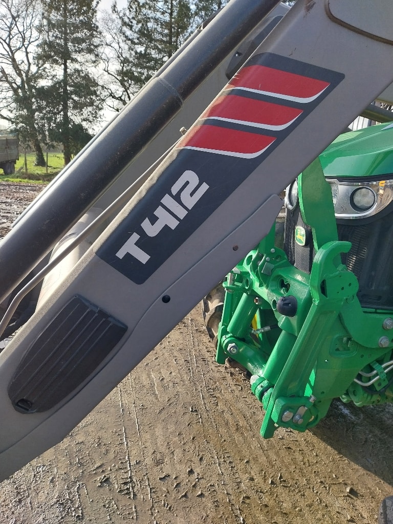 Tracteur chargeur JOHN DEERE 6120M - photo slide 11