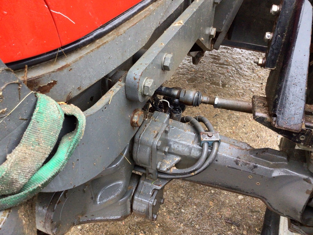 Tracteur chargeur MASSEY FERGUSON MF5460 - photo slide 6