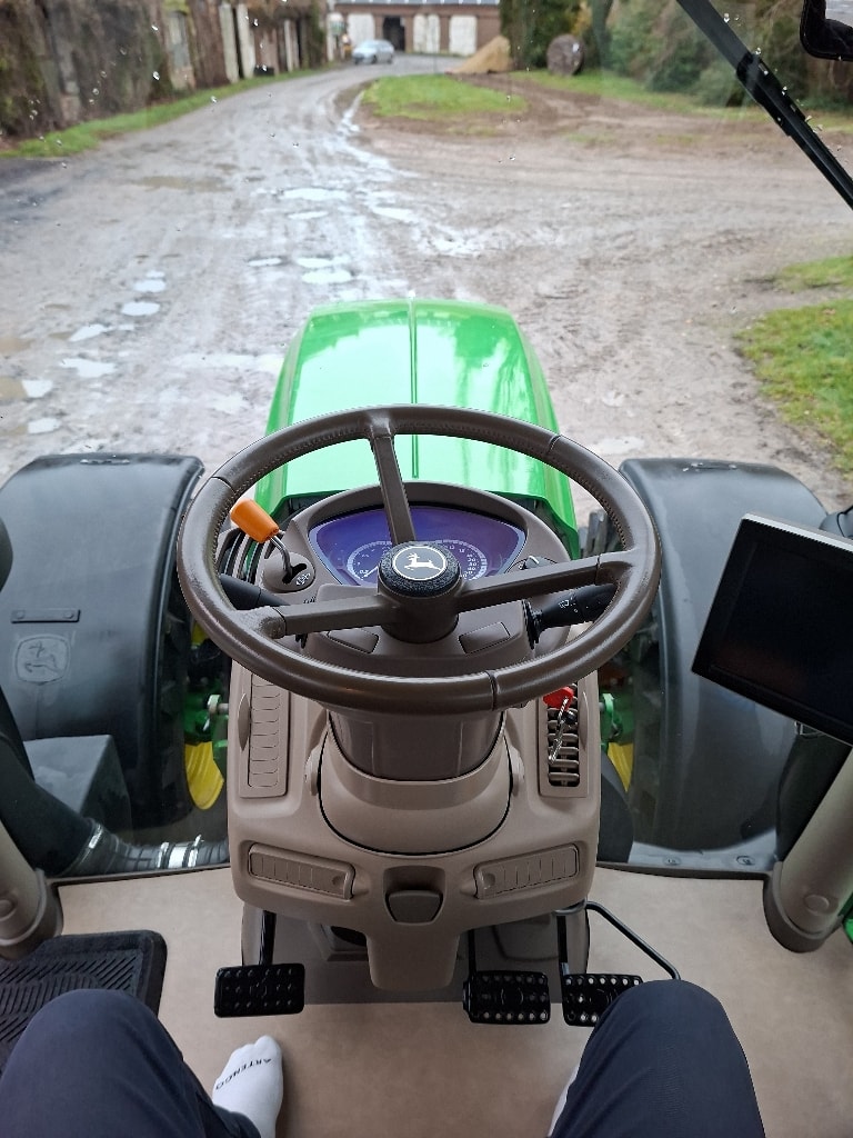 Tracteur JOHN DEERE 6250R - photo slide 19