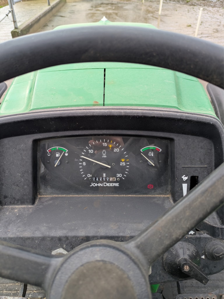 Tracteur JOHN DEERE 5065E - photo slide 10