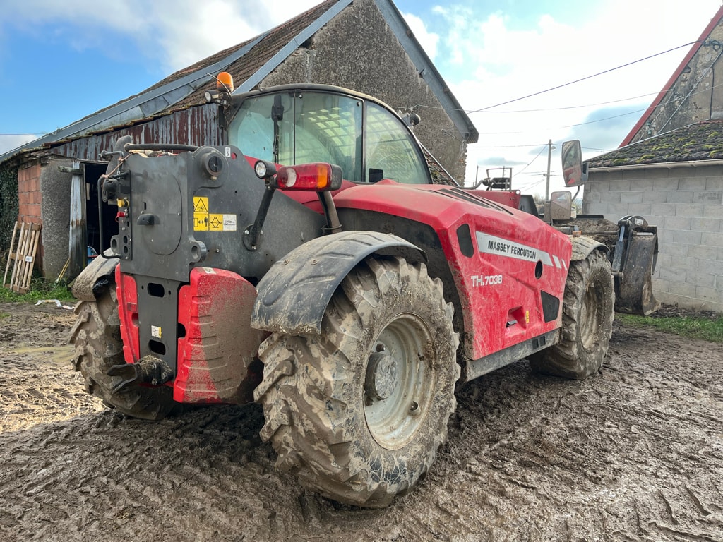 Telescopique MASSEY FERGUSON TH  7038 - photo slide 3