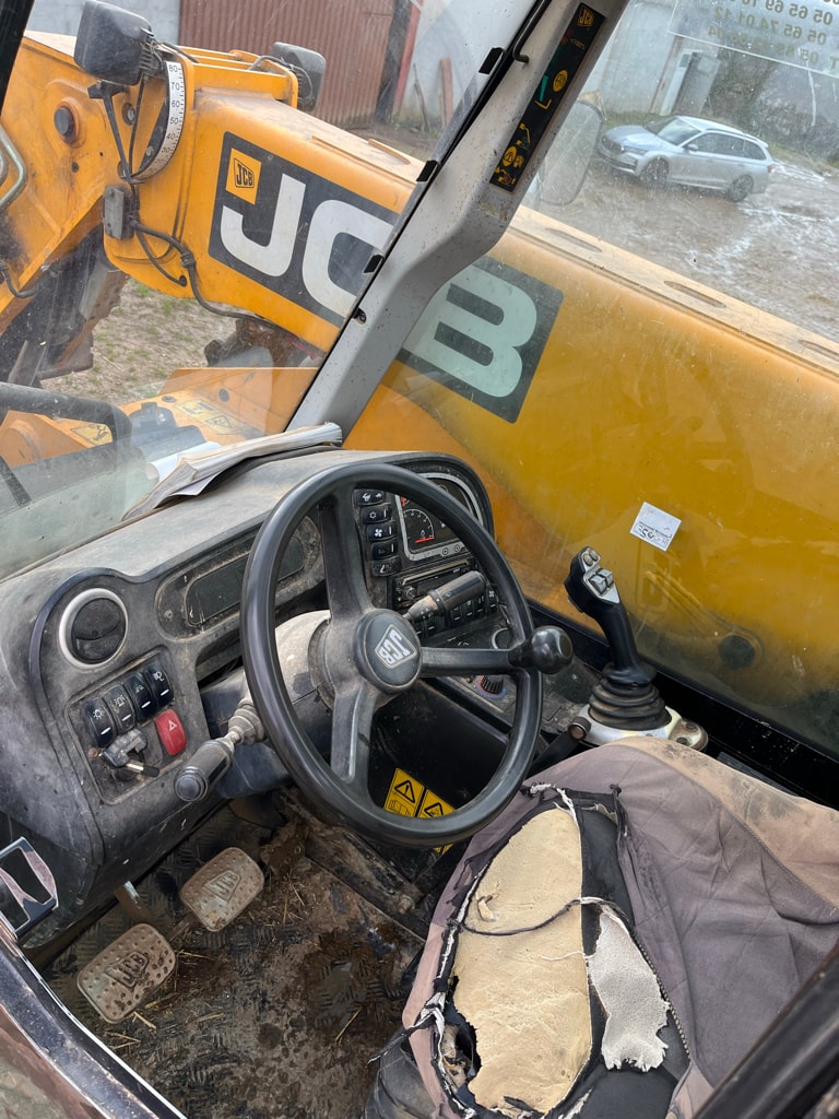 Telescopique JCB TELESCOPIC 527-58 - photo slide 11