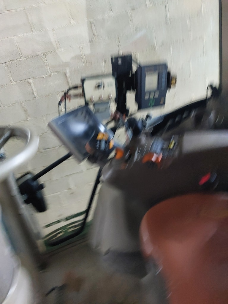 Tracteur JOHN DEERE 6195R - photo slide 16