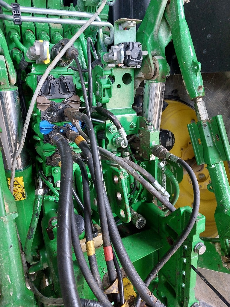 Tracteur JOHN DEERE 6195R - photo slide 6