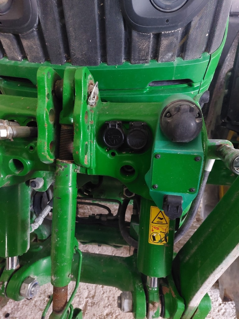 Tracteur JOHN DEERE 6195R - photo slide 11