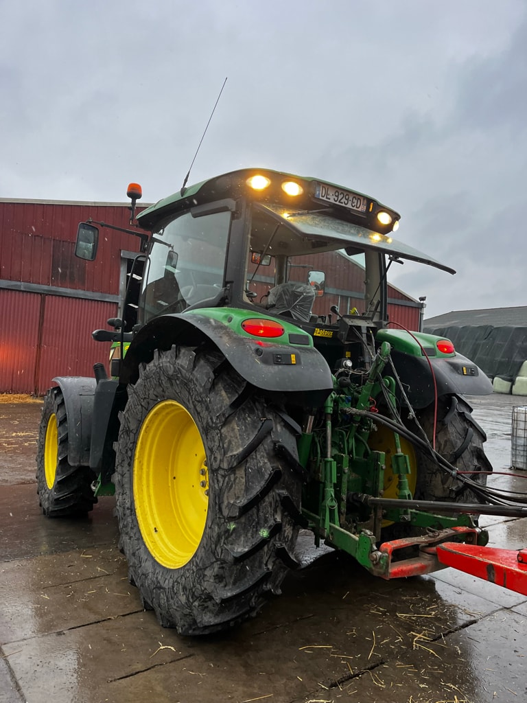 Tracteur JOHN DEERE 6115R - photo slide 3