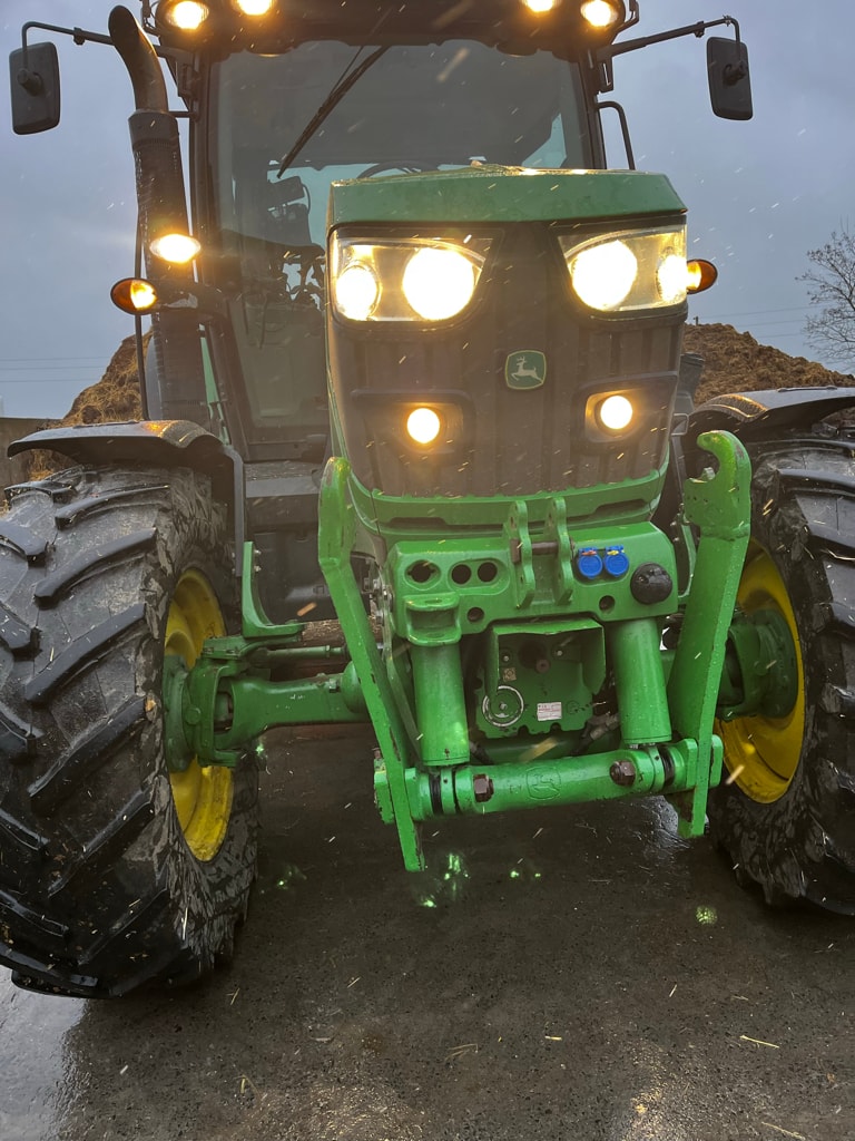 Tracteur JOHN DEERE 6115R - photo slide 4