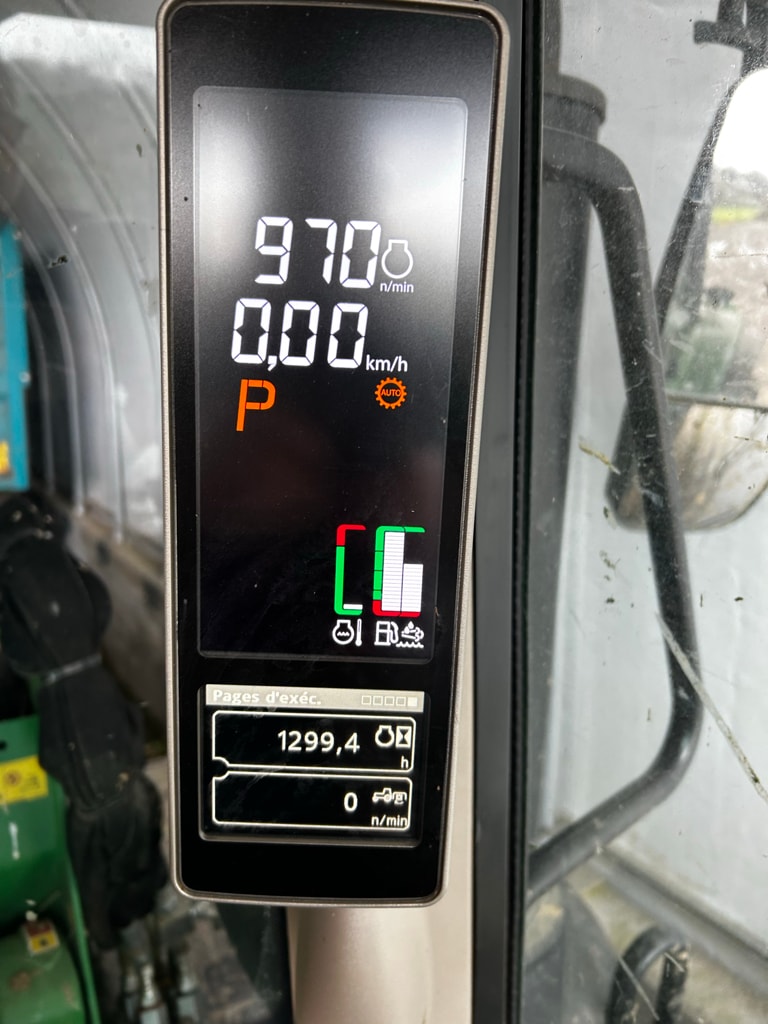 Tracteur chargeur JOHN DEERE 6140M - photo slide 14