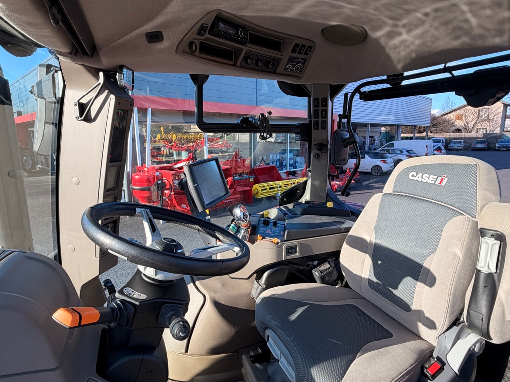 Tracteur CASE IH PUMA CVX 200 - photo slide 12