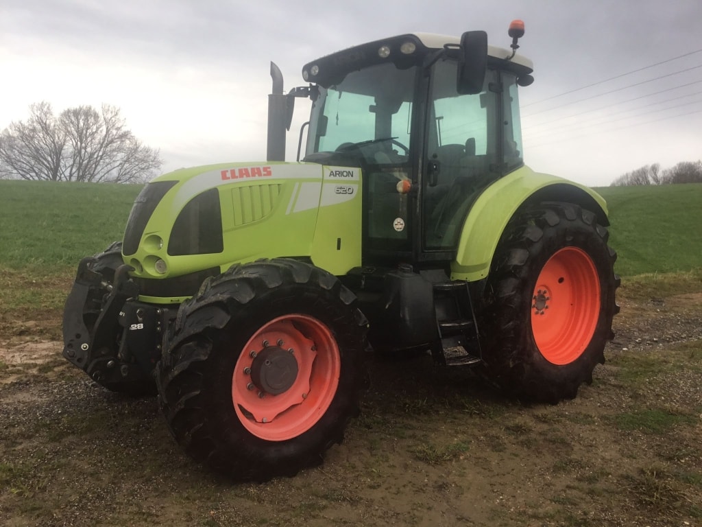 Tracteur CLAAS ARION 620 C - photo slide 2