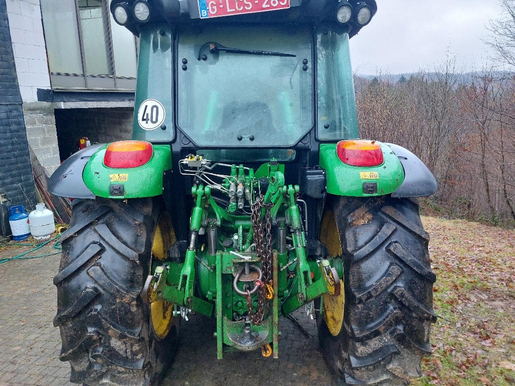 Tracteur chargeur JOHN DEERE 5085M - photo slide 8
