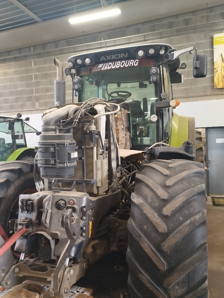 Tracteur CLAAS AXION 810 - photo slide 2