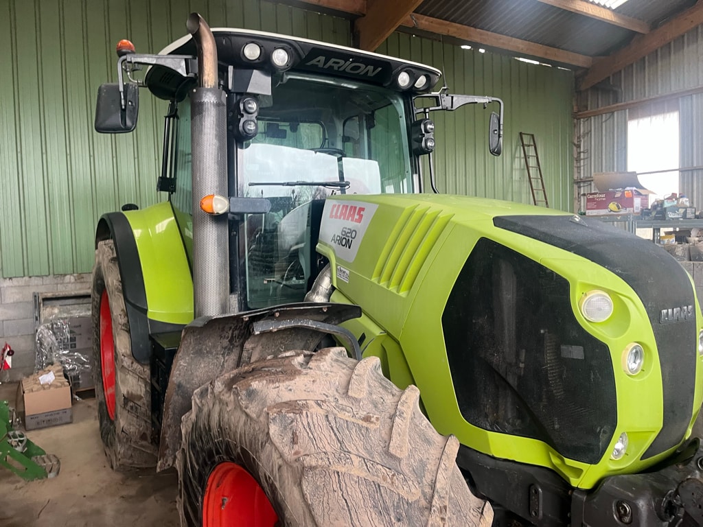 Tracteur CLAAS ARION 620 - photo slide 2