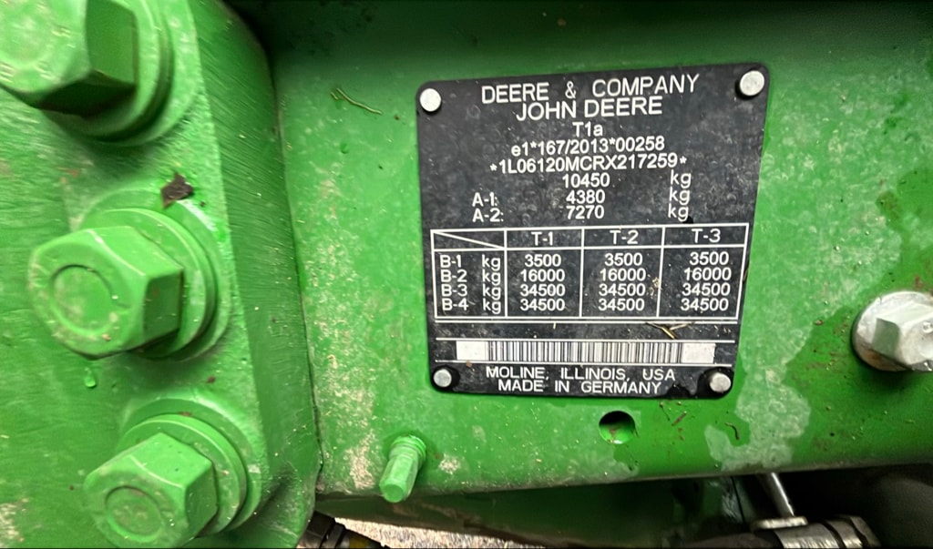 Tracteur chargeur JOHN DEERE 6120 M COMMAN QUAD - photo slide 16