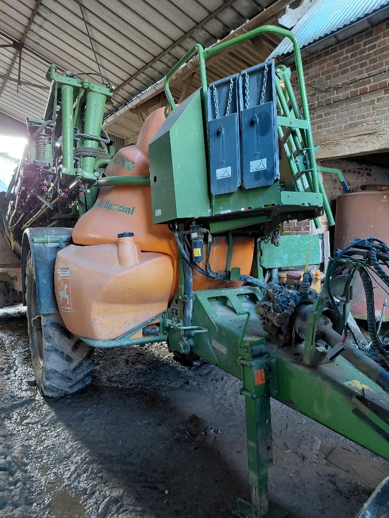 Pulverisateur AMAZONE Un 3200 - photo slide 3