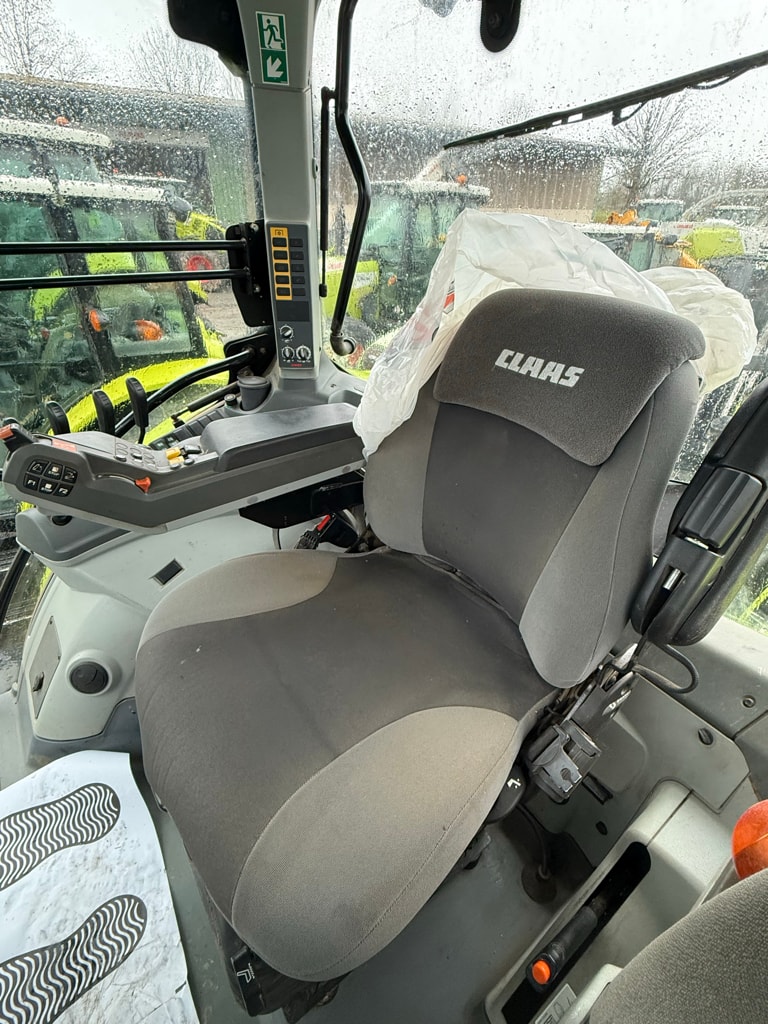Tracteur CLAAS ARION 610 CIS - photo slide 8