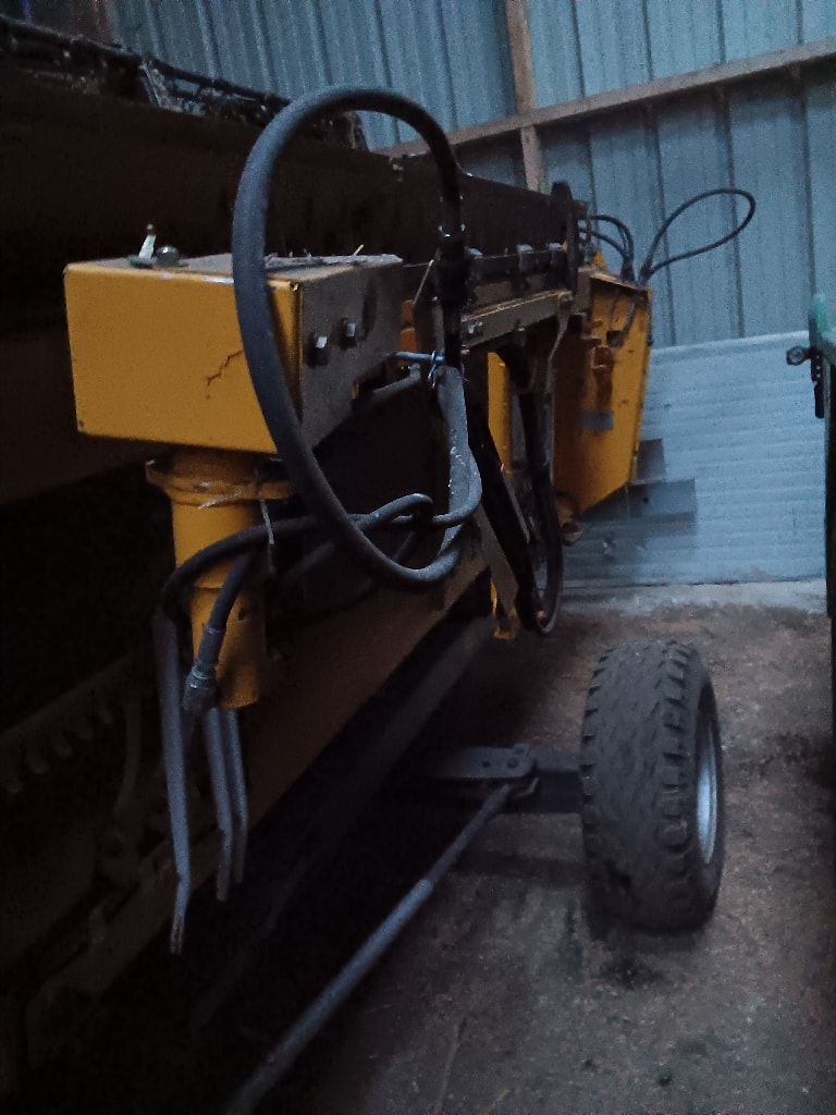Moissonneuse NEW HOLLAND CR 9.90 REVELATION - photo slide 9