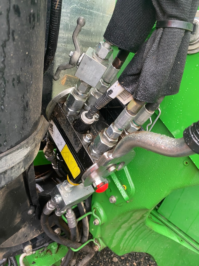 Tracteur chargeur JOHN DEERE 6100 M AUTOQUAD - photo slide 14